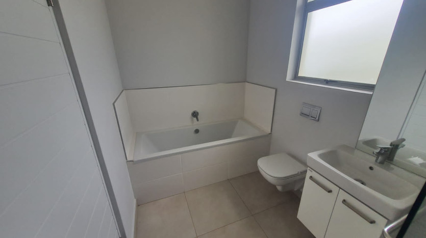 4 Bedroom home in Salta Estate, Sibaya Coastal Precinct Property Images