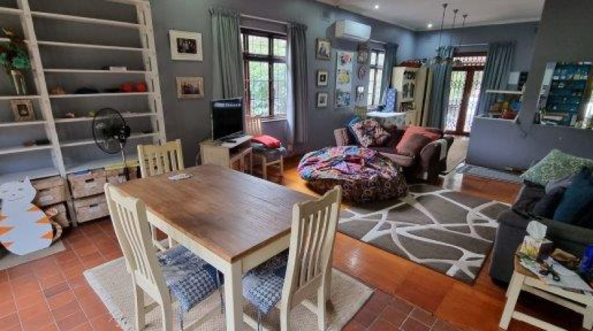 Beautiful family home in Glenwood Property Images