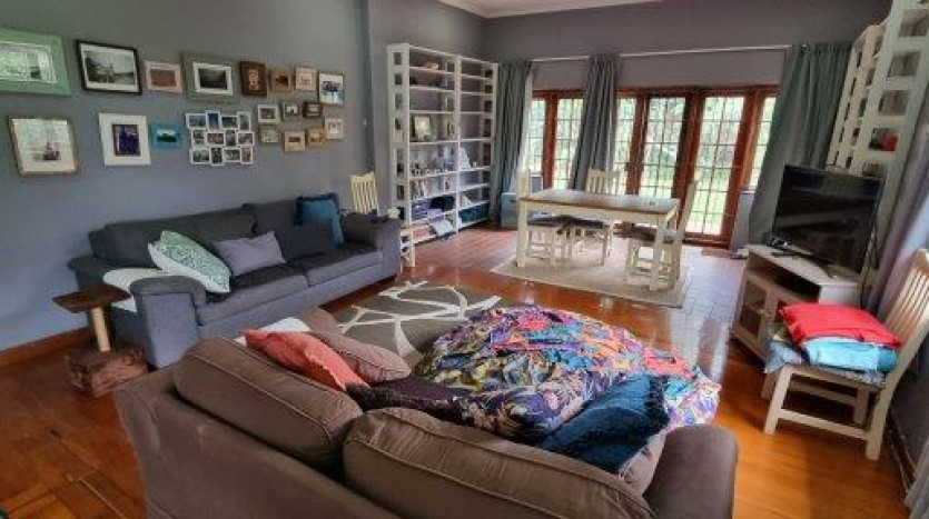 Beautiful family home in Glenwood Property Images