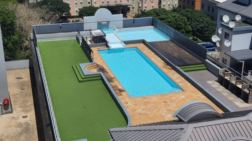 Exceptional executive apartment for sale in the heart of Gateway, Durban Property Images