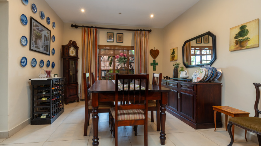 Beautiful Home in Durban North Property Images