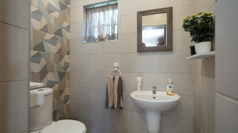 Beautiful Home in Durban North Property Images