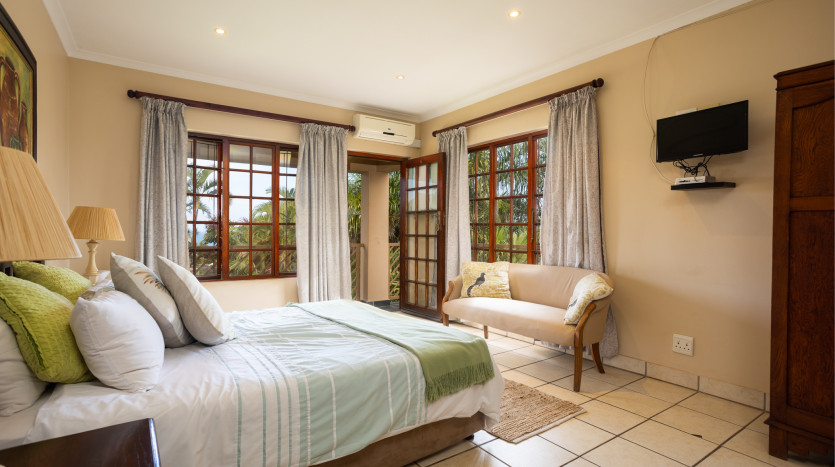 Beautiful Home in Durban North Property Images