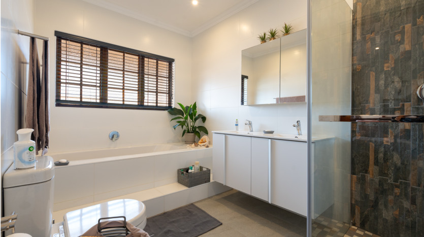 Beautiful Home in Durban North Property Images