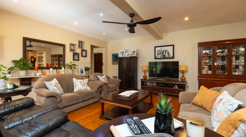 Beautiful Home in Durban North Property Images