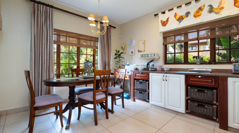 Beautiful Home in Durban North Property Images