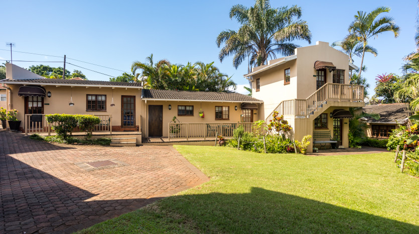 Beautiful Home in Durban North Property Images