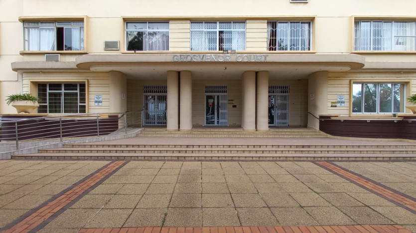 Newly Renovated Durban Beachfront Apartment Property Images