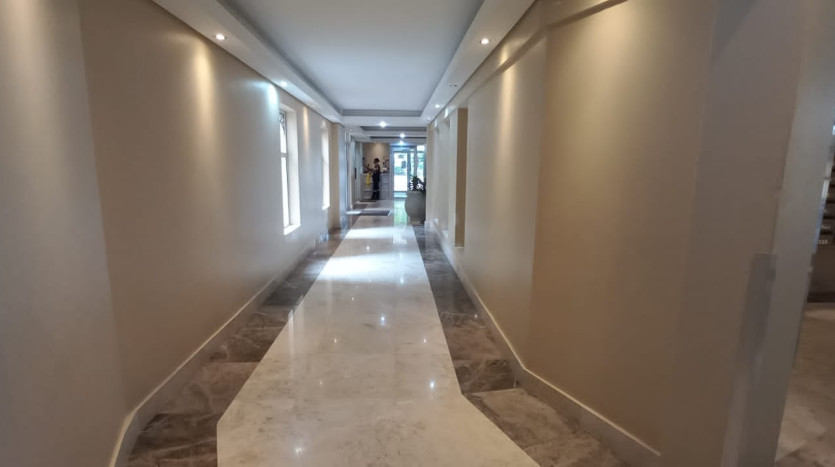 Newly Renovated Durban Beachfront Apartment Property Images