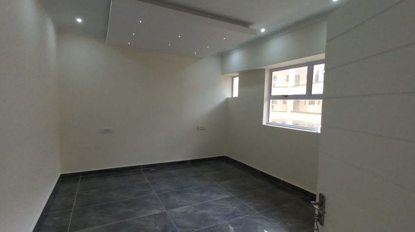 Newly Renovated Durban Beachfront Apartment Property Images