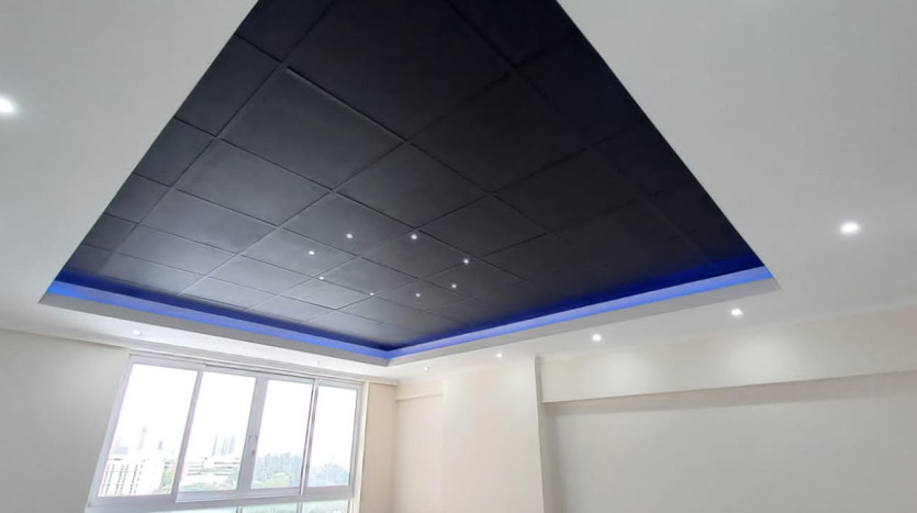 Newly Renovated Durban Beachfront Apartment Property Images