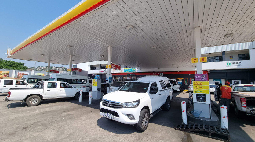 Retail Owned & Operated High Volume Service Station Property Images