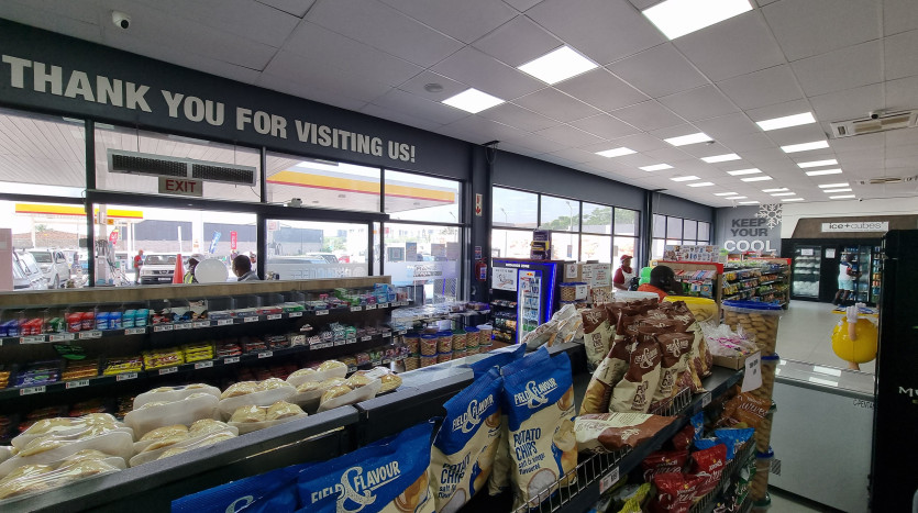 Retail Owned & Operated High Volume Service Station Property Images