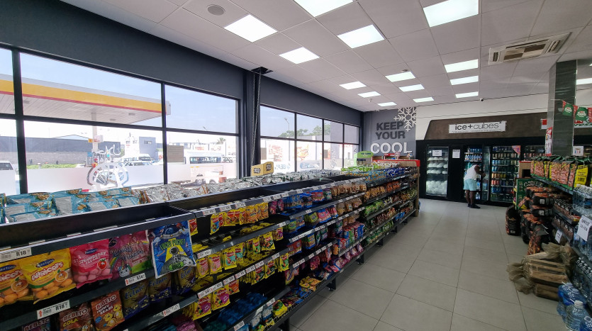 Retail Owned & Operated High Volume Service Station Property Images