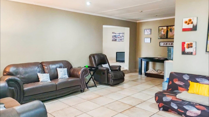 Space Galore In This Family Home In Beyers Park, Boksburg Property Images