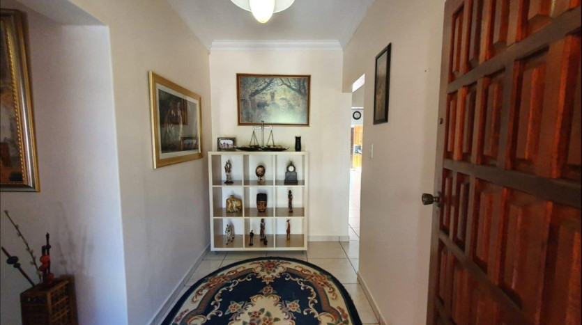 Two Homes in Bendor Park Property Images