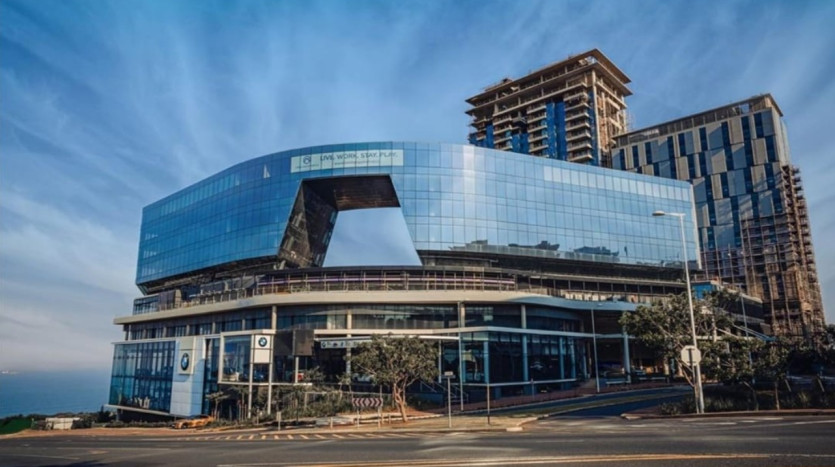 Live At The Most Premium Address In Umhlanga Rocks. Property Lead Image