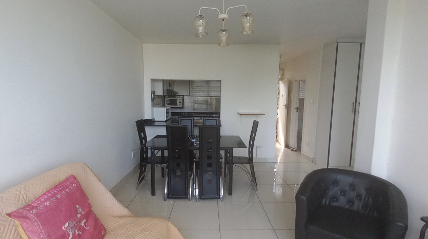 Convenient Apartment in the Heart of Durban’s Vibrant Social Scene Property Images