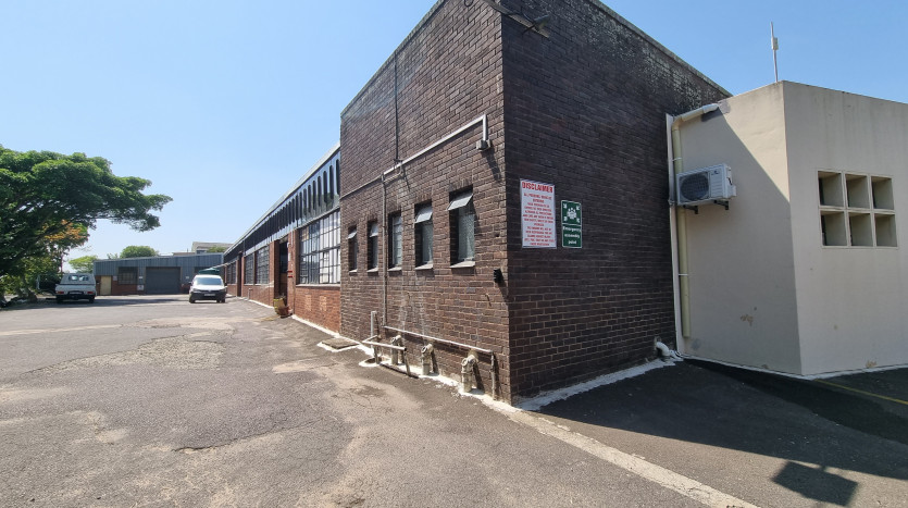Industrial Factory or Warehouse in Pinetown Property Images