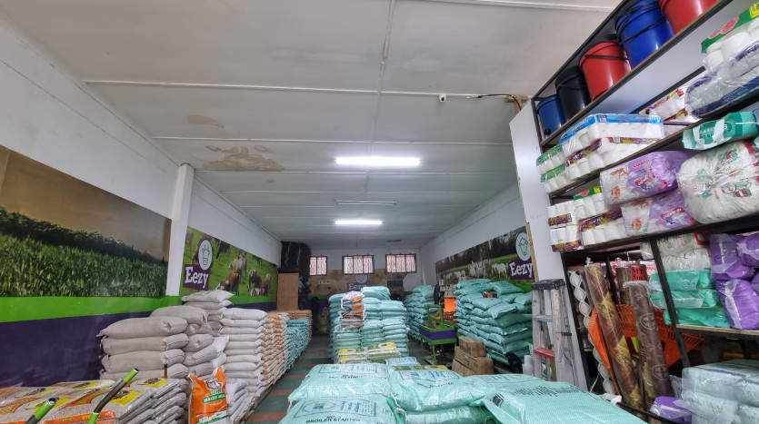 Tenanted Retail Property within Pinetown Taxi Rank Precinct Property Images