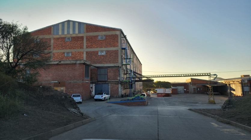 ± 17 Ha Industrial Park In Ladysmith Property Images