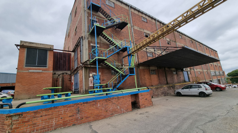 ± 17 Ha Industrial Park In Ladysmith Property Images
