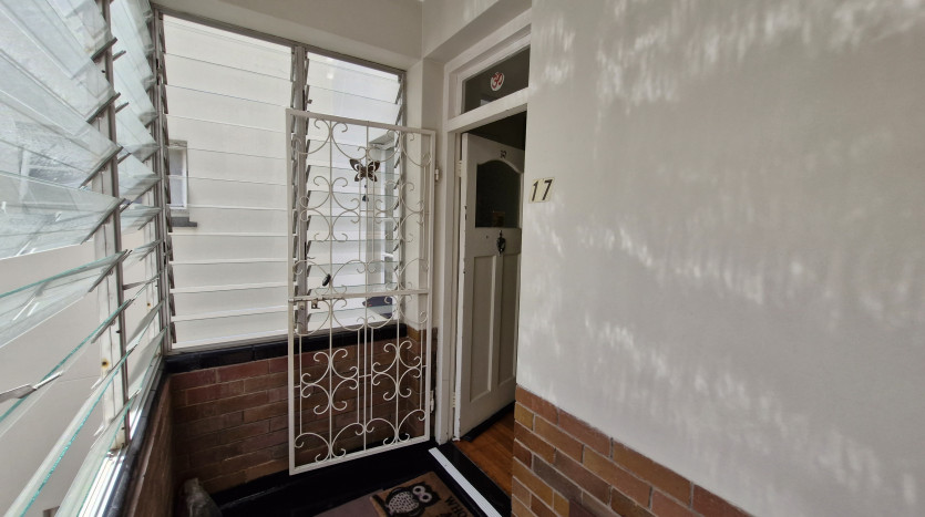 Spacious Two Bedroom Apartment Property Images