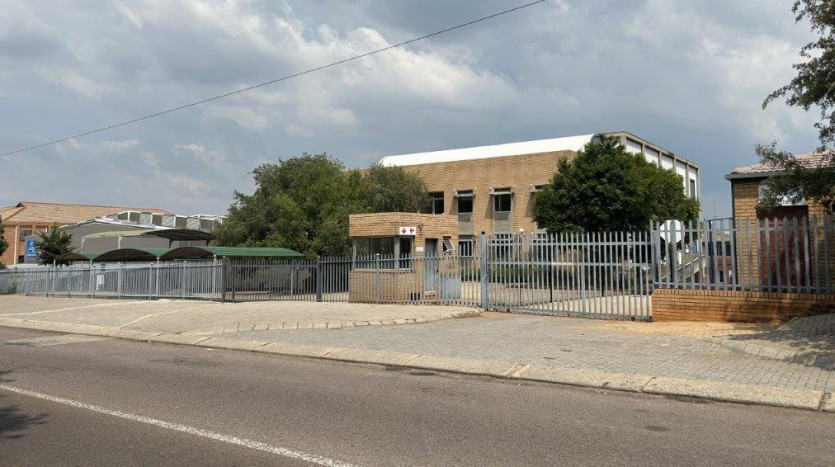 High-Grade Warehouse Facility Centurion - For Sale By Auction Property Images