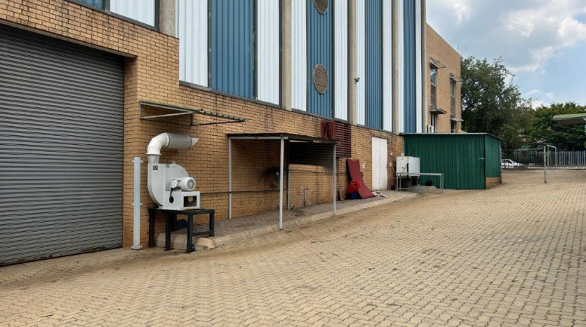 High-Grade Warehouse Facility Centurion - For Sale By Auction Property Images