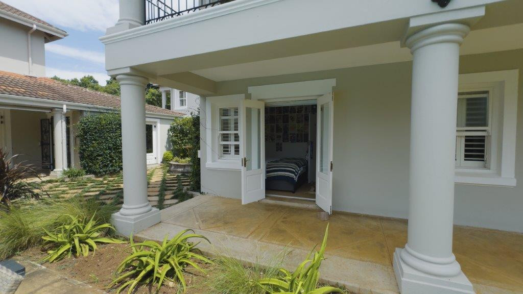 Luxurious Extensive Home for Sale by Auction Cowies Hill Durban
