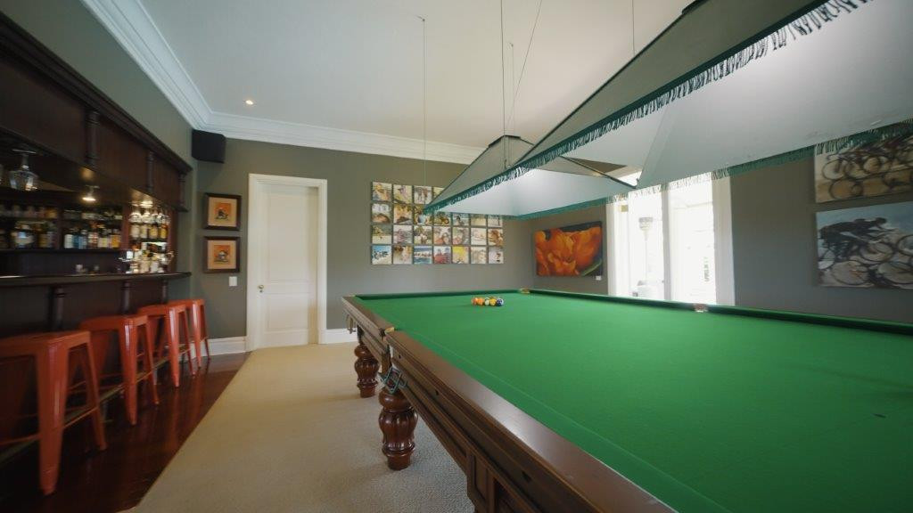 Luxurious Extensive Home for Sale by Auction Cowies Hill Durban