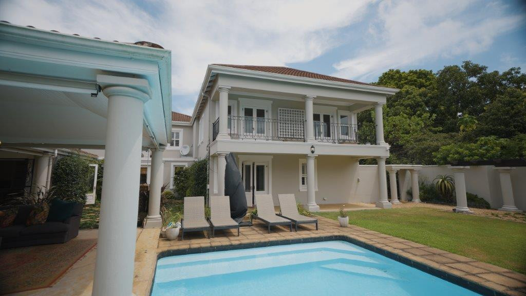 Luxurious Extensive Home for Sale by Auction Cowies Hill Durban