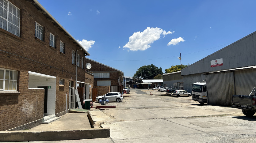 High Income Investment Industrial Property Park, Wadeville, Johannesburg Property Images