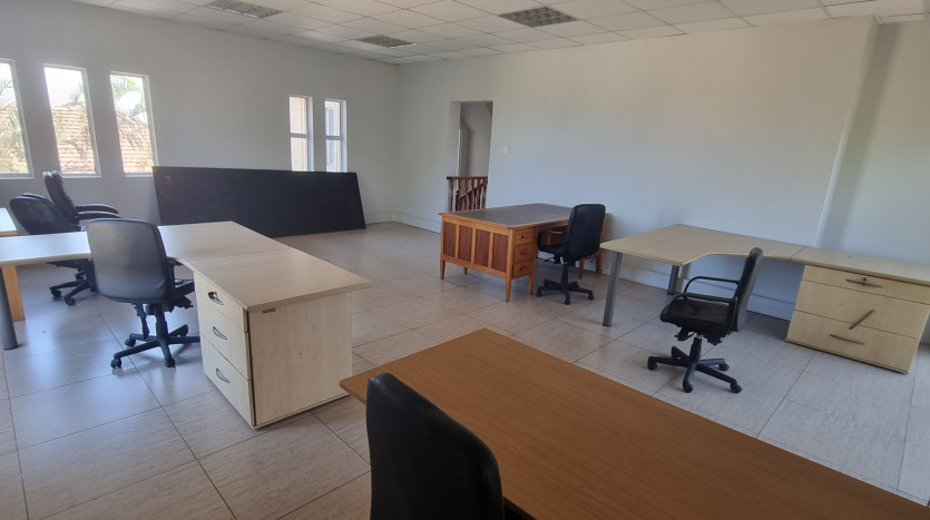 High Exposure Commercial Property Opposite Bluff Shopping Centre Property Images