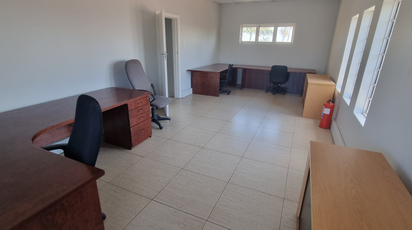 High Exposure Commercial Property Opposite Bluff Shopping Centre Property Images
