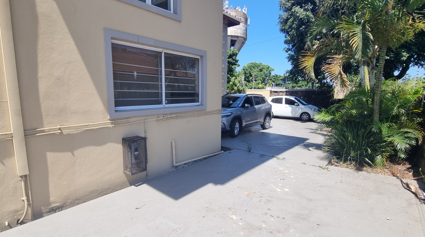 High Exposure Commercial Property Opposite Bluff Shopping Centre Property Images