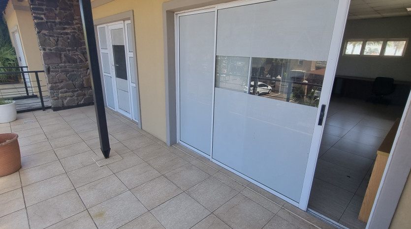 High Exposure Commercial Property Opposite Bluff Shopping Centre Property Images