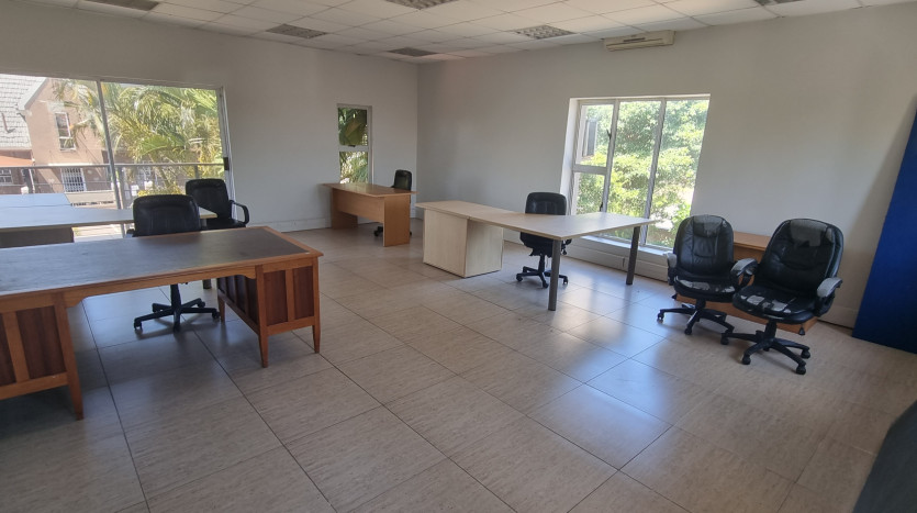 High Exposure Commercial Property Opposite Bluff Shopping Centre Property Images
