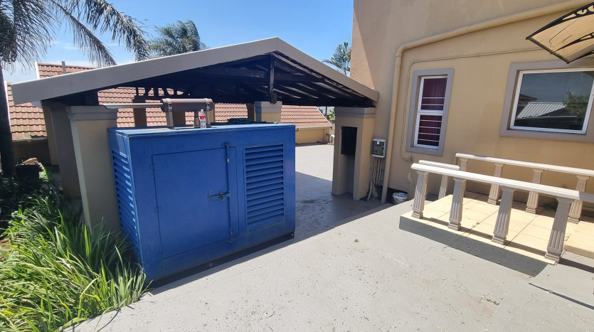 High Exposure Commercial Property Opposite Bluff Shopping Centre Property Images