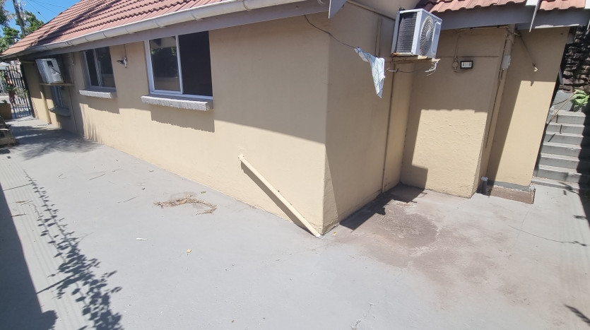 High Exposure Commercial Property Opposite Bluff Shopping Centre Property Images