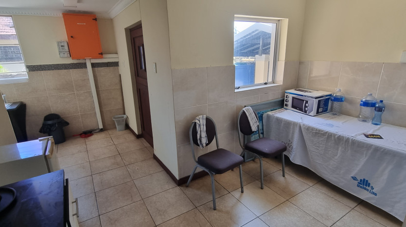 High Exposure Commercial Property Opposite Bluff Shopping Centre Property Images