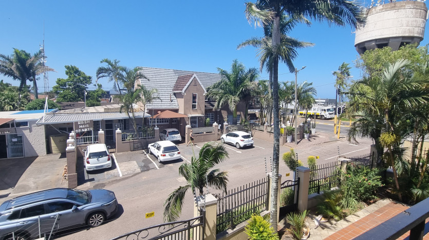 High Exposure Commercial Property Opposite Bluff Shopping Centre Property Images