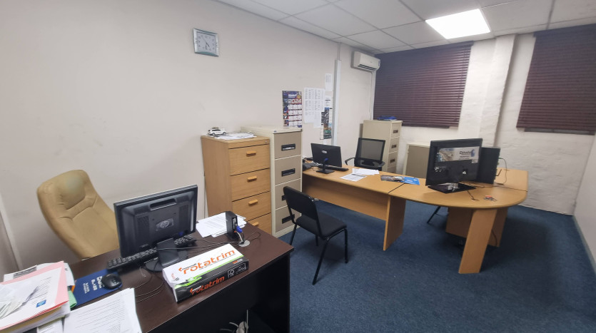 Freehold Corner Industrial Property Property Images