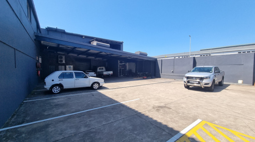 Freehold Corner Industrial Property Property Images