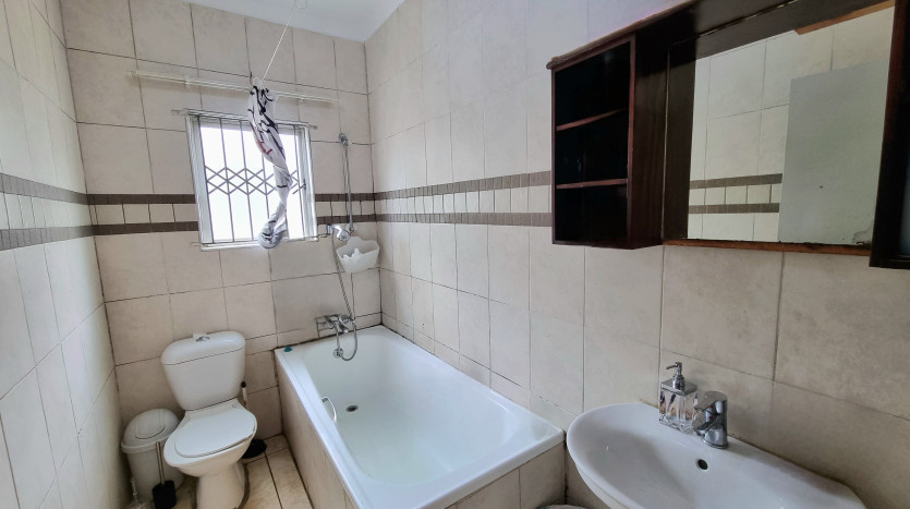 Investment Opportunity: Separate 2 x 3 bedroom units in Avoca Property Images
