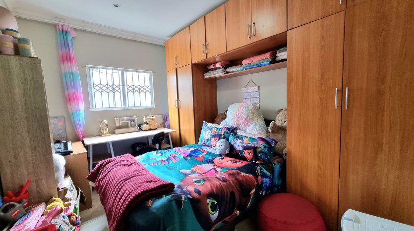 Investment Opportunity: Separate 2 x 3 bedroom units in Avoca Property Images