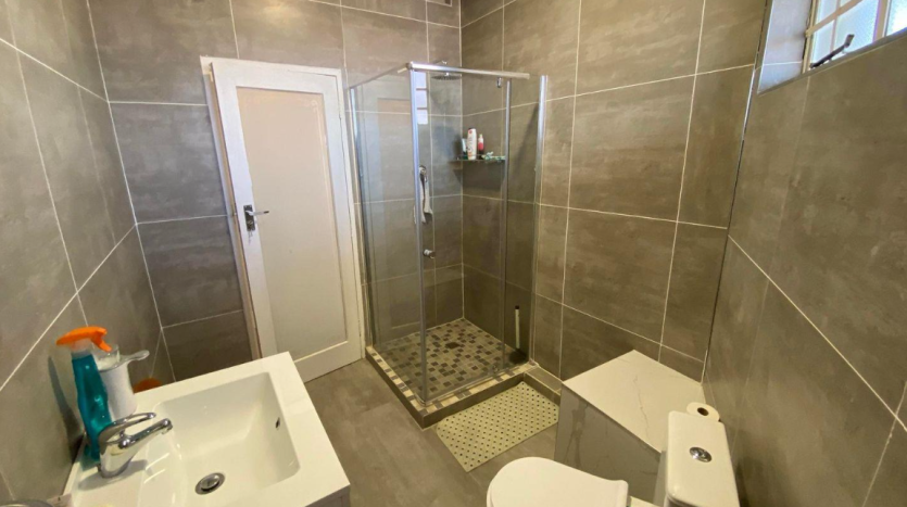 3 Bedroom Executive Apartment in Sandton’s Shopping Mecca Property Images