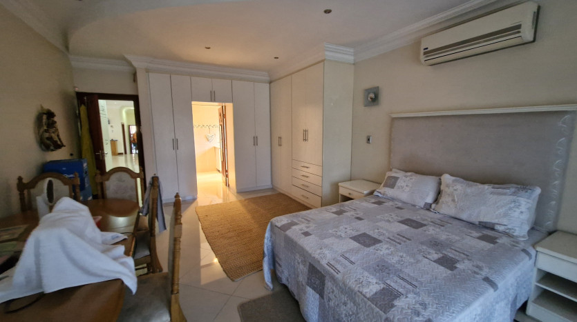 5 Bedroom Home with Multiple Amenities Property Images