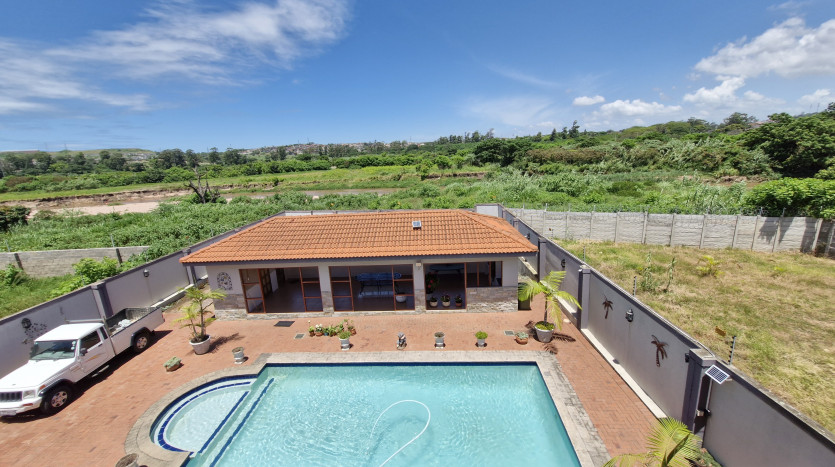 5 Bedroom Home with Multiple Amenities Property Images
