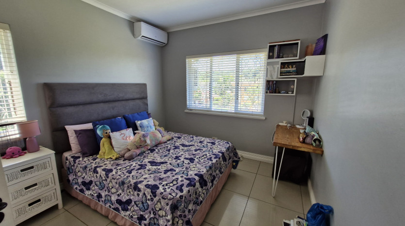 3 Bedroom Home on Florida Road Property Images